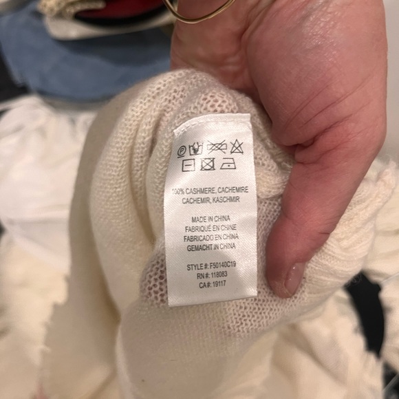 Minnie Rose cashmere frayed crewneck size Small - Picture 5 of 5